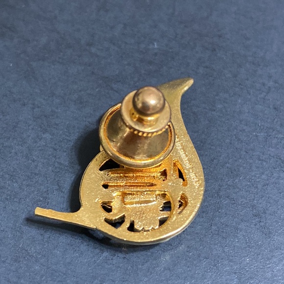 🖤Vtg💕French Horn pin by Future primitive - Picture 4 of 5